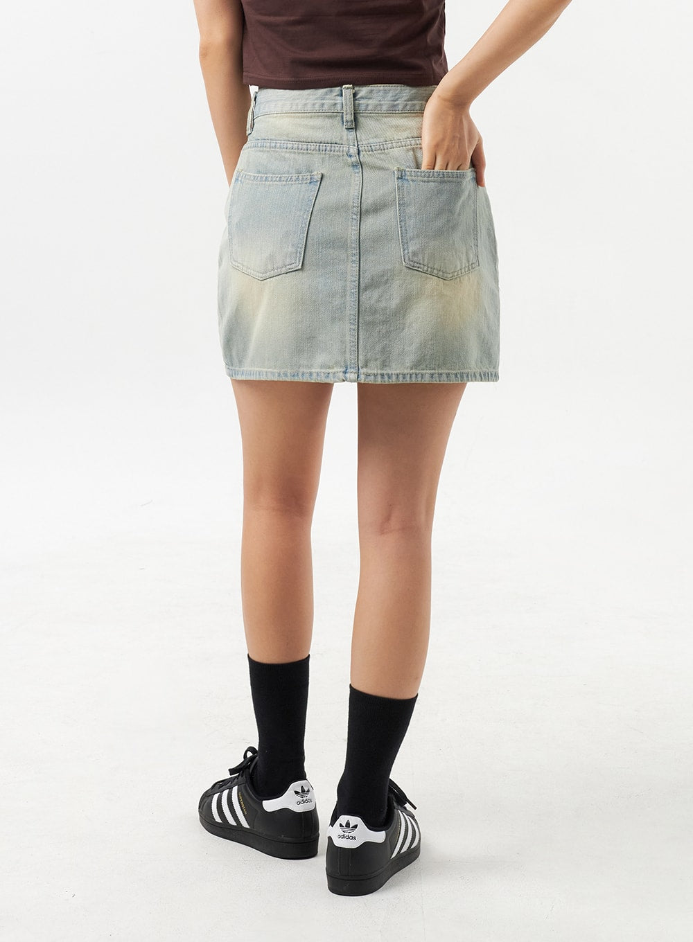 Almost Famous Almost Famous Women's Juniors Button Front High Rise Denim  Skirt Color: Dark Wash, Size: 9 - Walmart.com
